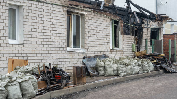 24/7 Emergency Fire Damage Removal experts in Balm, FL